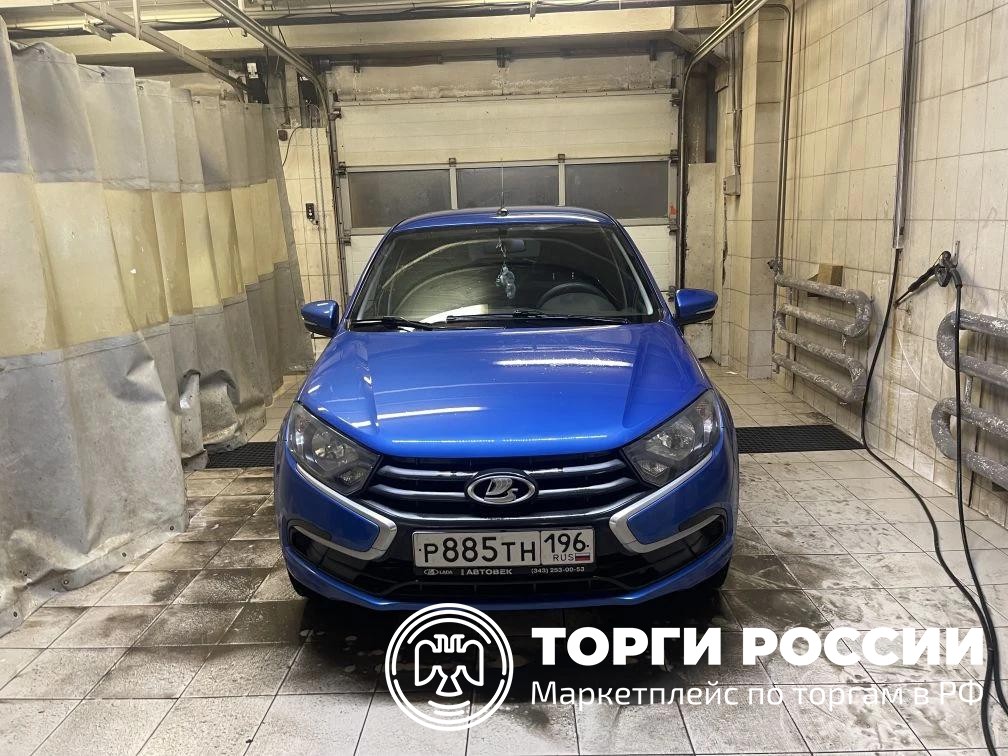 Легковой автомобиль