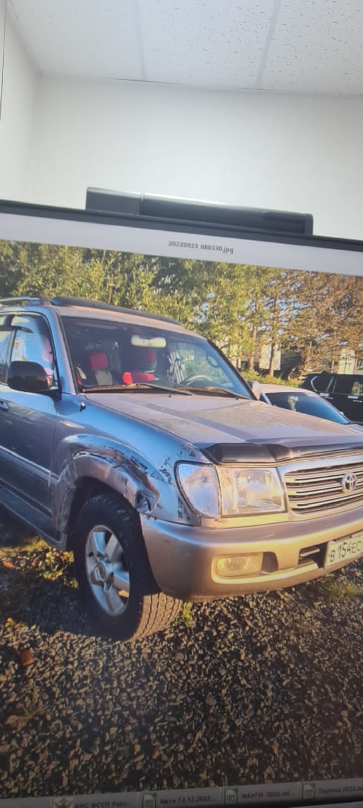 Цена на Автомобиль TOYOTA LAND CRUISER 100, легковой универсал