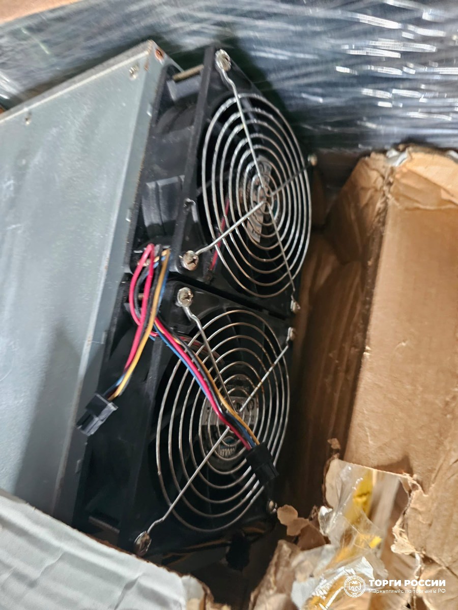 Электронно - вычислительное устройство (майнер) ASIC MINER INNOSILICON T2TH + на