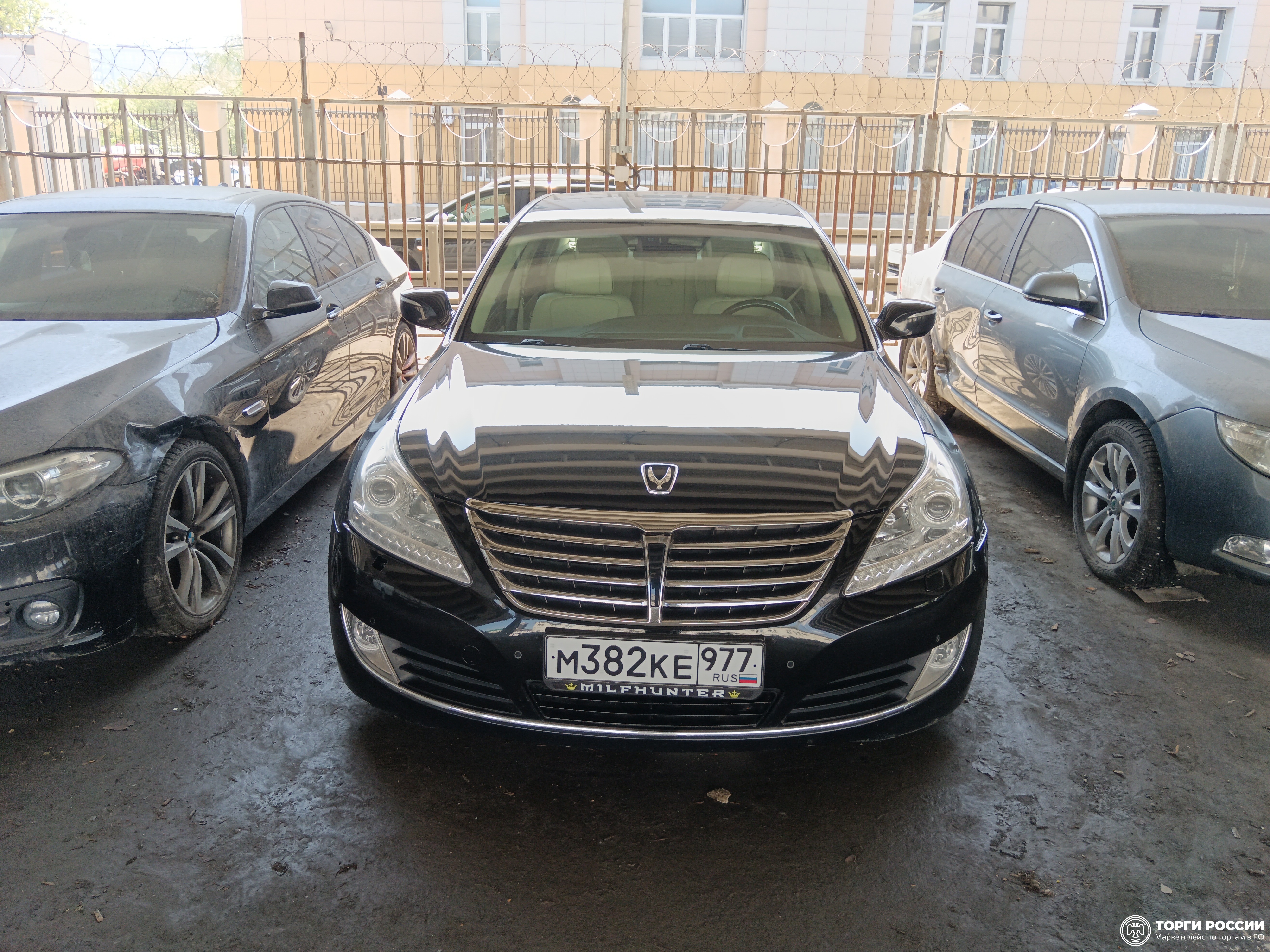 Транспортное средство. Модель: HYUNDAI VI (Equus, Centennial). Тип КПП: АКПП. VIN XWEGH41DBE0000281. Гос. номер: М382КЕ977. Г...