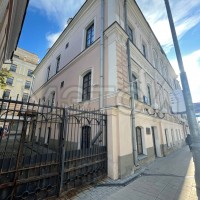 Здание 791 кв.м. и земельный участок 300 кв.м. в Москве