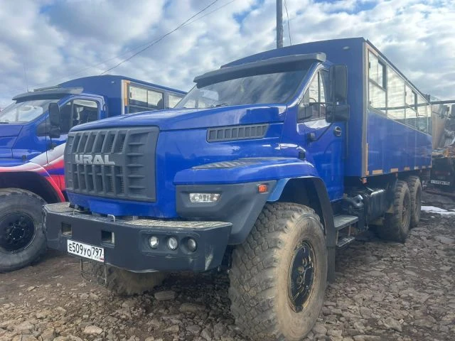 Автобус вахтовый Урал 3255-73