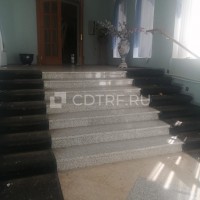 Жилой дом, площадь 816,5 кв.м., и земельный участок, площадь 1500 кв.м