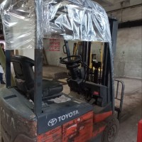 Погрузчик TOYOTA.