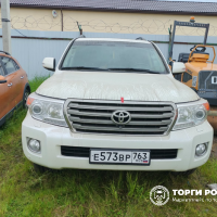 транспортное средство марки Toyota Land Cruiser 200