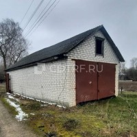 Здание - гараж для легкового автомобиля, 50,4 кв.м., Брянская обл., д. Случок. Л