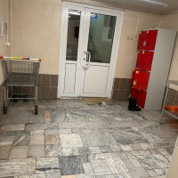 Недвижимое имущество: Нежилое помещение, Встроенный магазин на 1 этаже, по адрес
