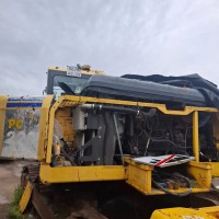 Экскаватор Komatsu PC-220LC-7, 2009 года выпуска, цвет - желтый, государственный