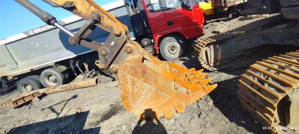 Экскаватор CASE CX220C