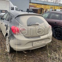Opel Astra, 2013 года, 116 лс