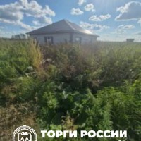 Земельный участок с одноэтажным жилым домом Шепель