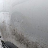 Передняя левая дверь