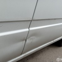 Задняя левая дверь