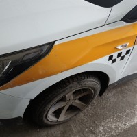 Переднее левое крыло