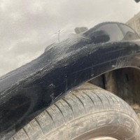 Переднее левое крыло