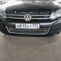 Передний бампер