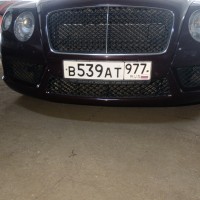 Передний бампер
