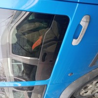 Задняя правая дверь