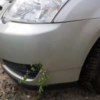 Передний бампер