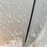 Переднее левое крыло