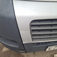 Передний бампер