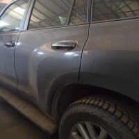 Задняя левая дверь