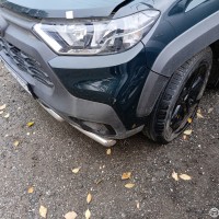 Передний бампер