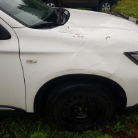 Переднее правое крыло