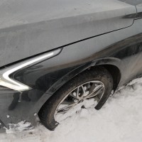 Переднее левое крыло