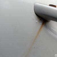 Передняя левая дверь