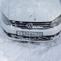 Передний бампер