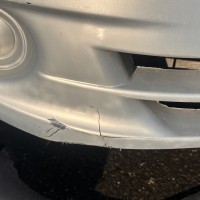 Передний бампер