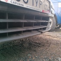 Передний бампер