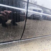 Передняя правая дверь