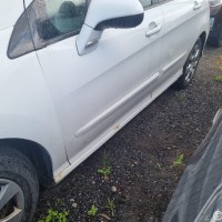 Левый порог