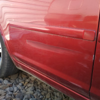 Задняя правая дверь