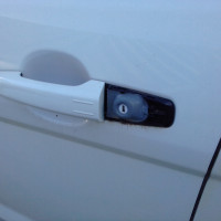 Передняя левая дверь