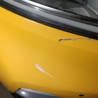 Передний бампер