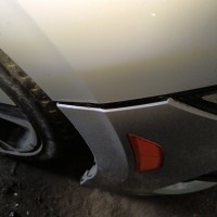 Передний бампер