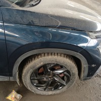 Переднее правое крыло