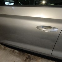 Передняя левая дверь