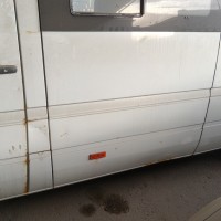 Задняя левая дверь