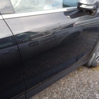 Передняя правая дверь