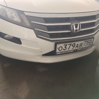 Передний бампер