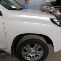 Переднее правое крыло