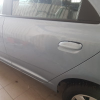 Задняя левая дверь