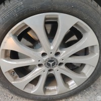 Заднее левое колесо