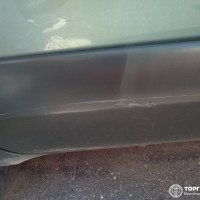 Задняя правая дверь