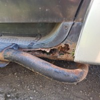 Левый порог