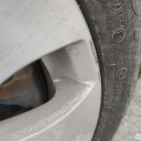 Заднее левое колесо